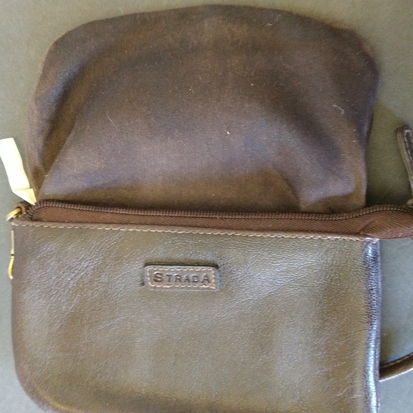 VGUC. Vintage Strada wristlet. - Picture 6 of 7